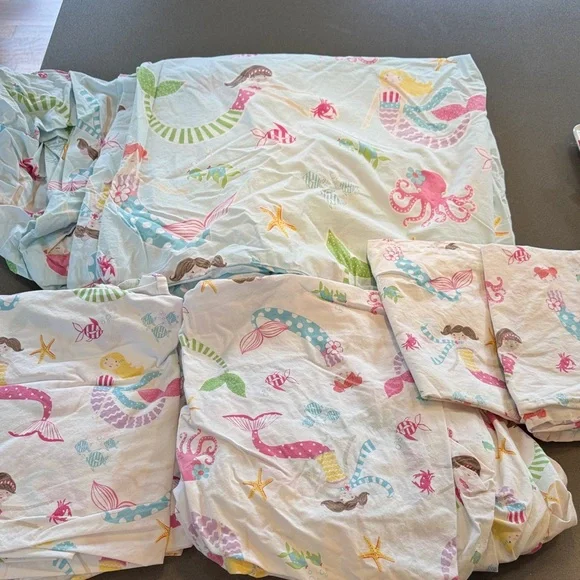 Mermaid and Sea Creature Bedding Set - Picture 1 of 1